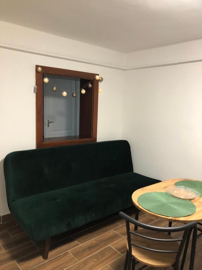 Mormota Vendeghaz Apartment Mezokovesd Ngoại thất bức ảnh