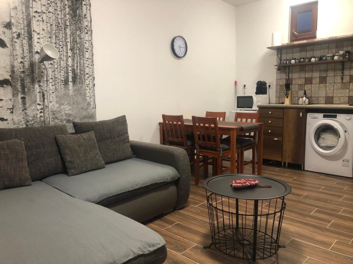 Mormota Vendeghaz Apartment Mezokovesd Ngoại thất bức ảnh