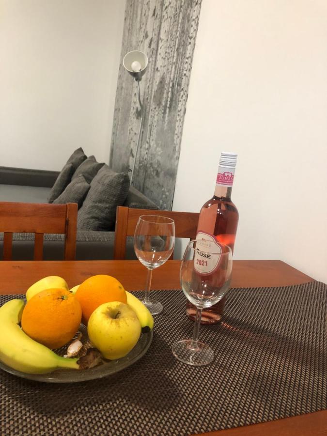 Mormota Vendeghaz Apartment Mezokovesd Ngoại thất bức ảnh